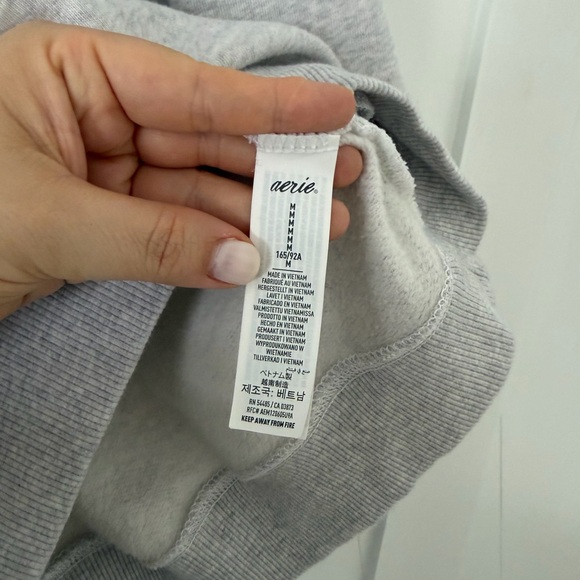 Aerie Alaska Crew Sweater with pockets - Picture 6 of 7